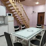 з двома спальнями і кухнею Appartamento