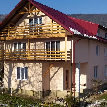 з двома спальнями і кухнею Appartement