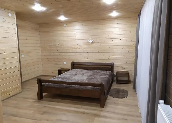 з двома спальнями і кухнею Apartment Yaremche
